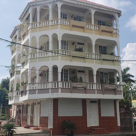 Unit 4 Private Apartment - Розо Екстер'єр фото