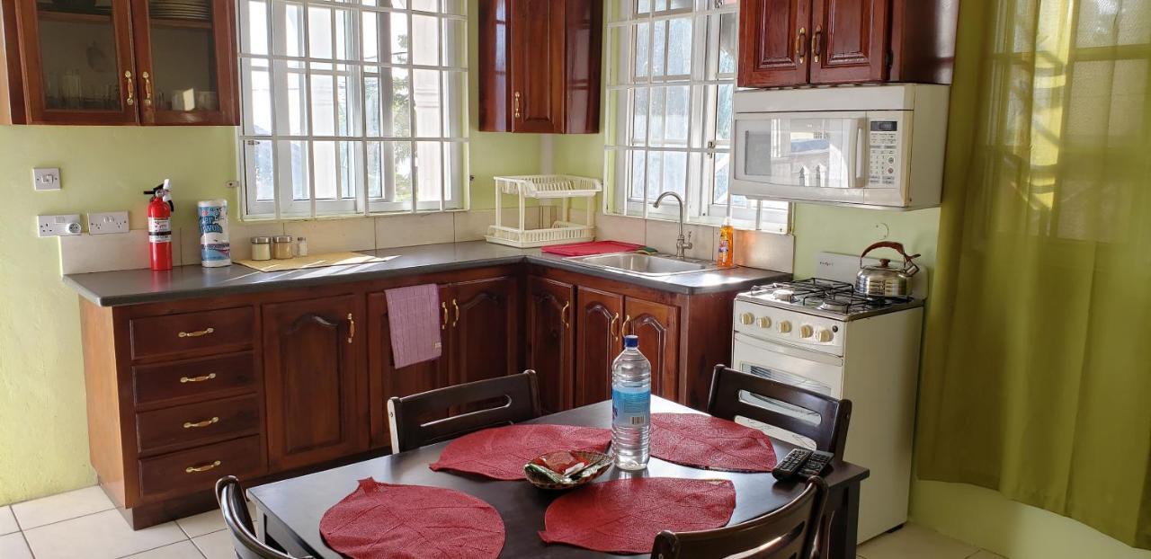 Unit 4 Private Apartment - Розо Екстер'єр фото